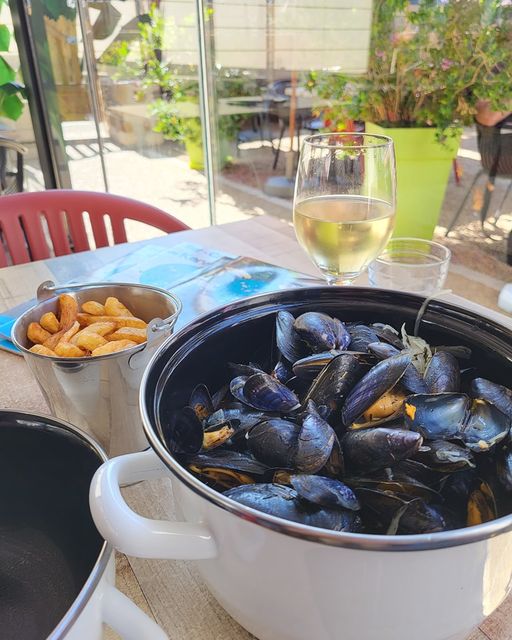 *NOUVEAUTÉS* 
 Moules de buchot qui nous viennent …